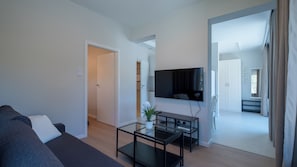 Apartament (E8) | Coin séjour | Télévision à écran plat