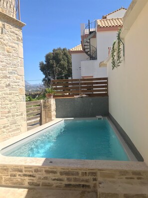 Pool - Apartment Menta (Petrokefali Ηρακλείου Κρητης)