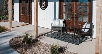 Ideal One-Bedroom Getaway on the Bourbon Trail
