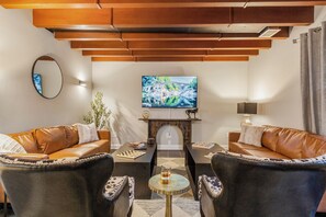 TV connectée, cheminée