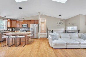 Maison, 4 chambres | Intérieur