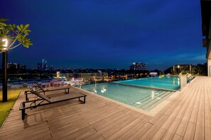 Piscine extérieure