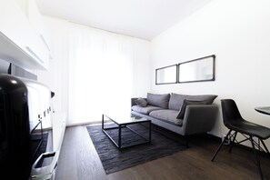 Smart TV 43-inch có truyền hình kỹ thuật số 