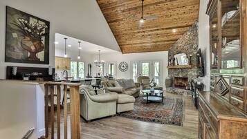 TV connectée, cheminée