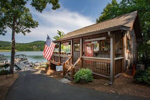 Exterior - Blue Bird Day - Big Canoe GA (Big Canoe)