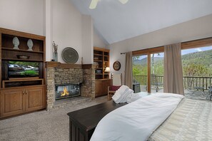 6 quartos, ferros/tábuas de passar roupa, Wi-Fi, roupa de cama