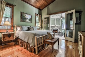 4 chambres, fer et planche à repasser, Wi-Fi, draps fournis