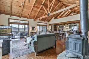 Smart TV, fireplace, video games