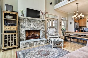 Smart TV, fireplace, offices - Paradise View - Big Canoe GA (Big Canoe)