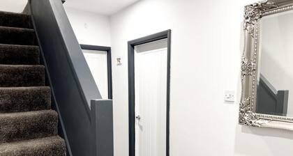 Vrbo won’t remove this listing. Do not book.