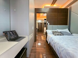 1 chambre, fer et planche à repasser, Wi-Fi, literie fournie