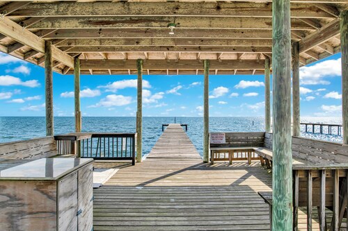 NEW LISTING! Bayfront, Spacious 6-bedroom house in delightful Fairhope 