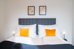 4 chambres, fer et planche à repasser, Wi-Fi gratuit, draps fournis