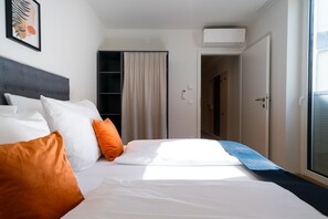 1 bedroom, iron/ironing board, free WiFi, bed sheets