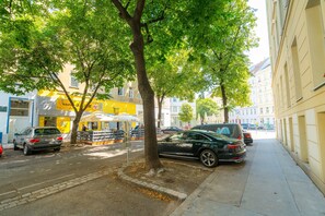 Parking - Vienna Residence, Prater - Exhibition Center #6460 (Vienna)