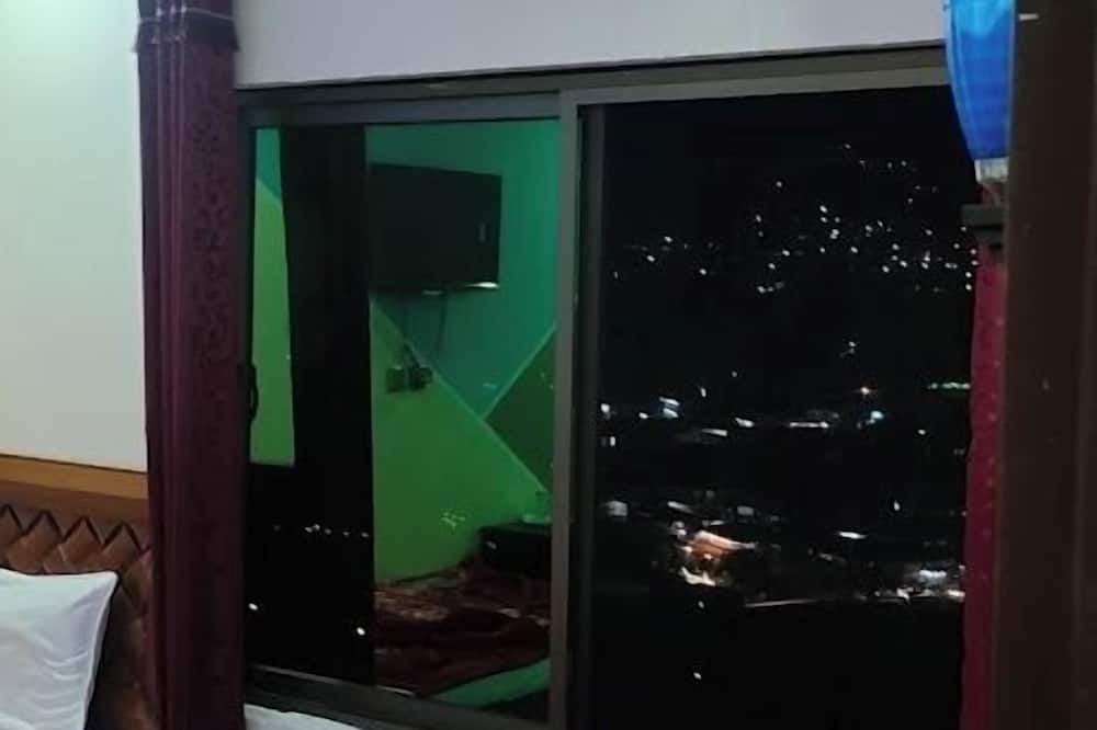 Hotel Valley Door