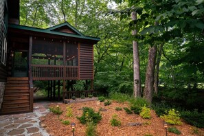 Exterior - Olivers Hideaway | on Fightingtown Creek (Cherry Log)