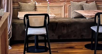 Number 11 Exclusive Guesthouse