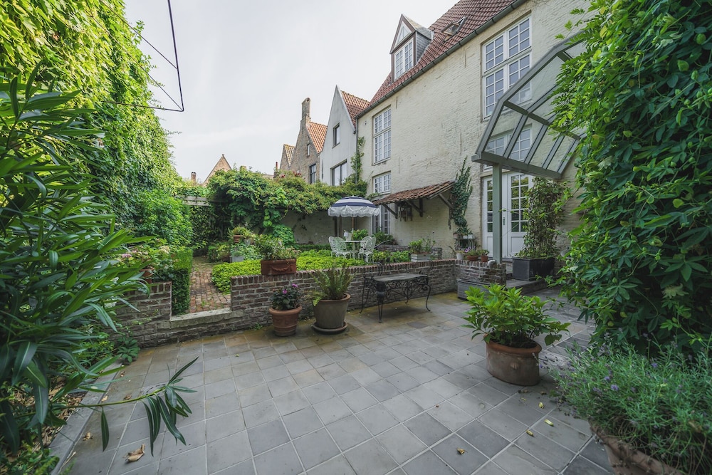 Number 11 Exclusive Guesthouse by null