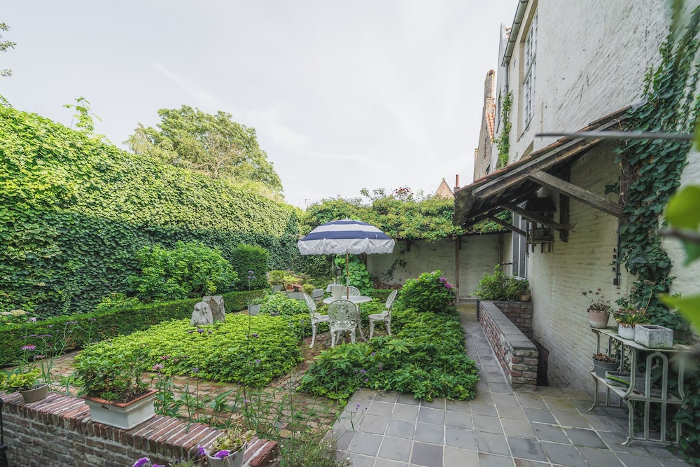 Number 11 Exclusive Guesthouse by null