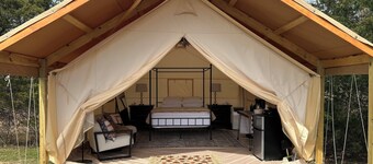 Couples Glamping Tent Near the Buffalo River