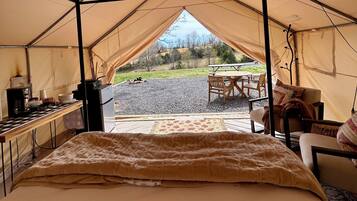 1 chambre, Wi-Fi gratuit, draps fournis