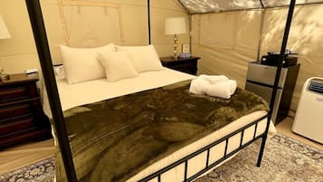 1 habitación y ropa de cama
