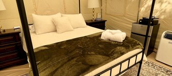 Couples Glamping Tent Near the Buffalo River