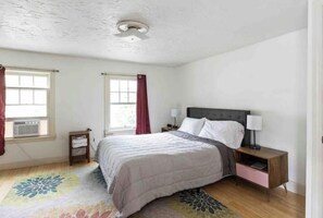 1 chambre, fer et planche à repasser, accès au Wi-Fi (inclus)