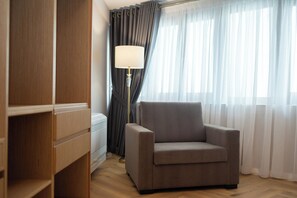 Standard Triple Room | Minibar, free WiFi, bed sheets - Hotel Vila 101 (Tirana)