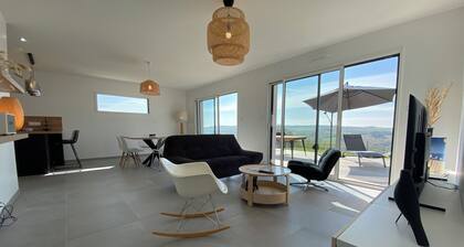 Maison neuve avec vue panoramique entre terre et mer pour 6 pers. à Crozon