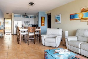 TV - #17 REAL Beachfront 3BR Retreat @ Isabela Beach Ct (Isabela)