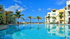 Pool - #8 Beach Apt 2BR, 2BA - Jobos, Montones, Shacks (Isabela)