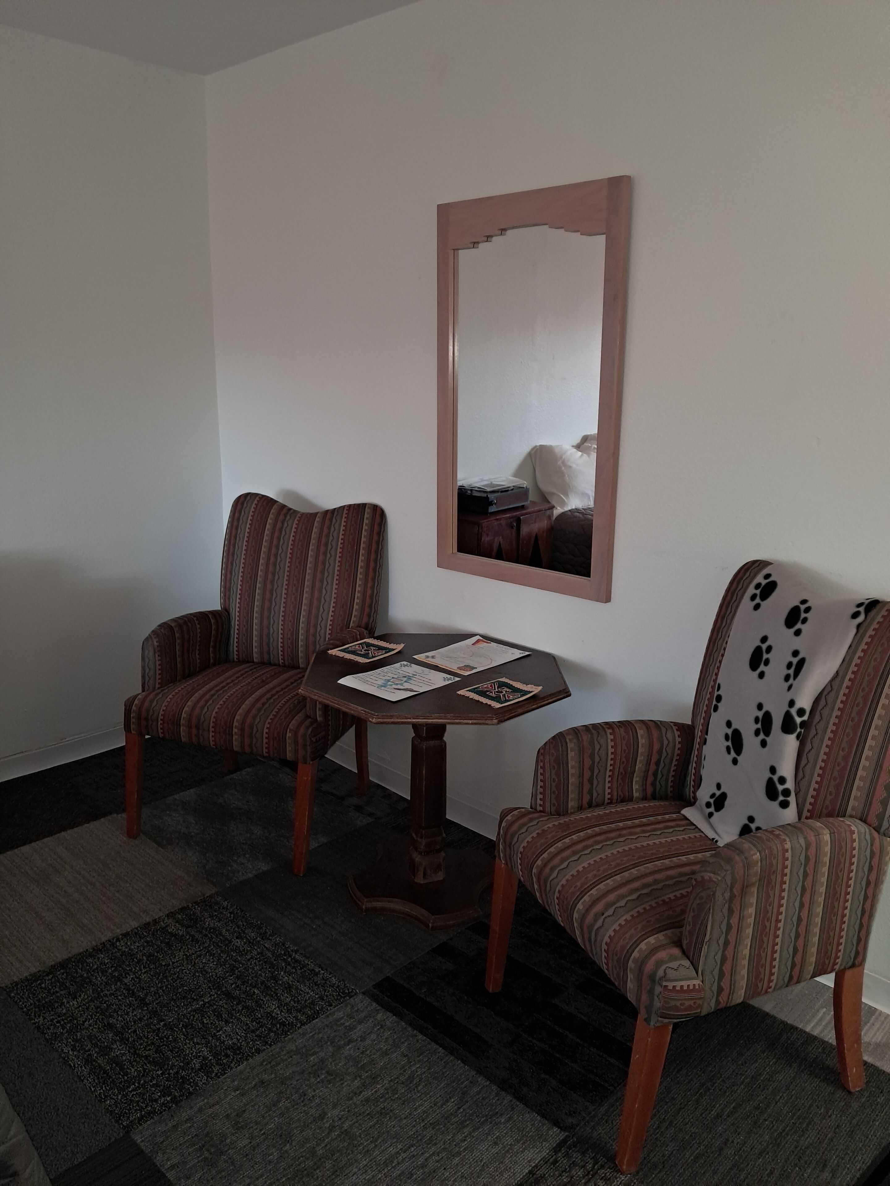 Standaard tweepersoonskamer | Dineren op de kamer