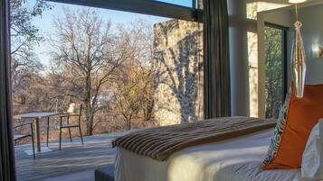 Superior Suite, Mountain View | 1 bedroom, in-room safe, desk, laptop workspace