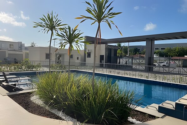 Deluxe Apartment | Pool