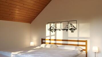 3 Schlafzimmer, Bügeleisen/Bügelbrett, Reisekinderbett, Internetzugang