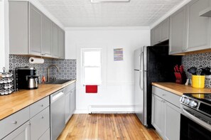 Microwave, oven, stovetop, dishwasher