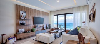 Beatiful Penthouse with Private Pool & Breathtaking Ocean Views in Isla Mujeres