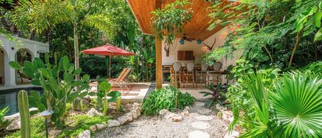 Terrace/patio