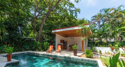 Gated Multi-Family Retreat-Jungle Villa w/ Lush Gardens walk 2 Pelada Beach