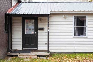 Exterior detail - Mini Mod Apartment, Private- Parking (Winooski)