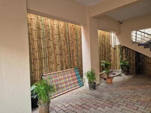 Interior - Cozy Room in lovely Dindigul with AC, WiFi/Mymoon service apartment (Dindigul)
