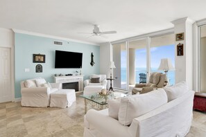 Smart-TV, peis, videospill og DVD-spiller