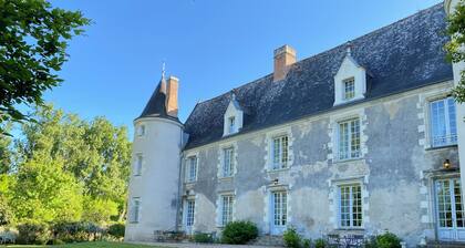 Château des Archevêques in the heart of a village