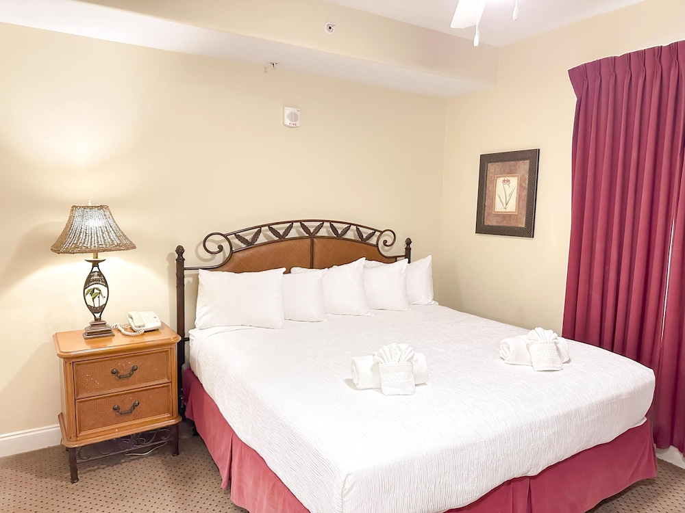 BHBR13415707BHBD Lakefront Condo Near Disney Orange County Vrbo