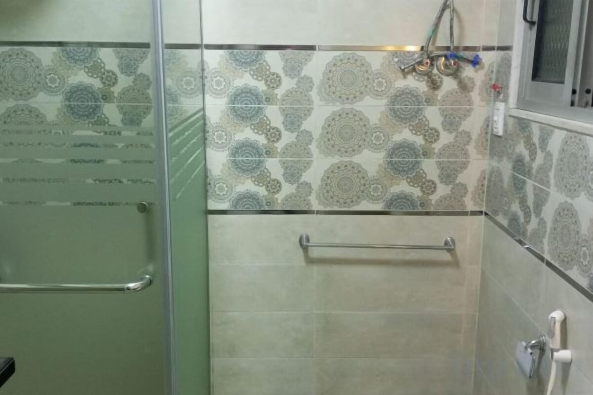 Double Room With Shared Bathroom