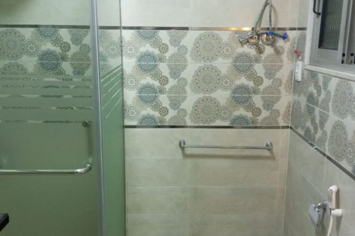 Double Room With Shared Bathroom