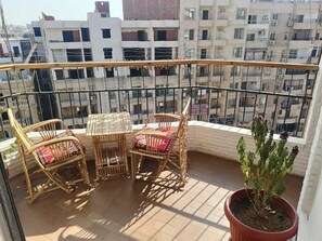 Terrace/patio - Pyramids Nights Hostel (Giza)