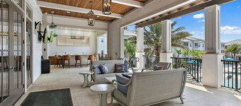 Chic 2-bedroom apartment with AC, WiFi in vibrant Jacksonville